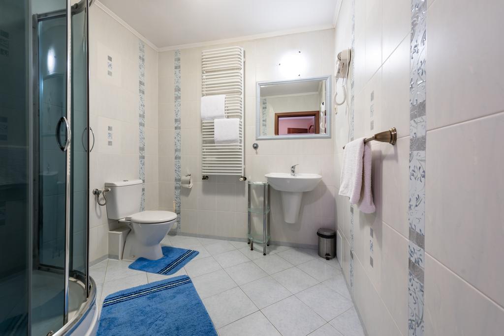 Hotel Palac Akropol Lublin Ruang foto